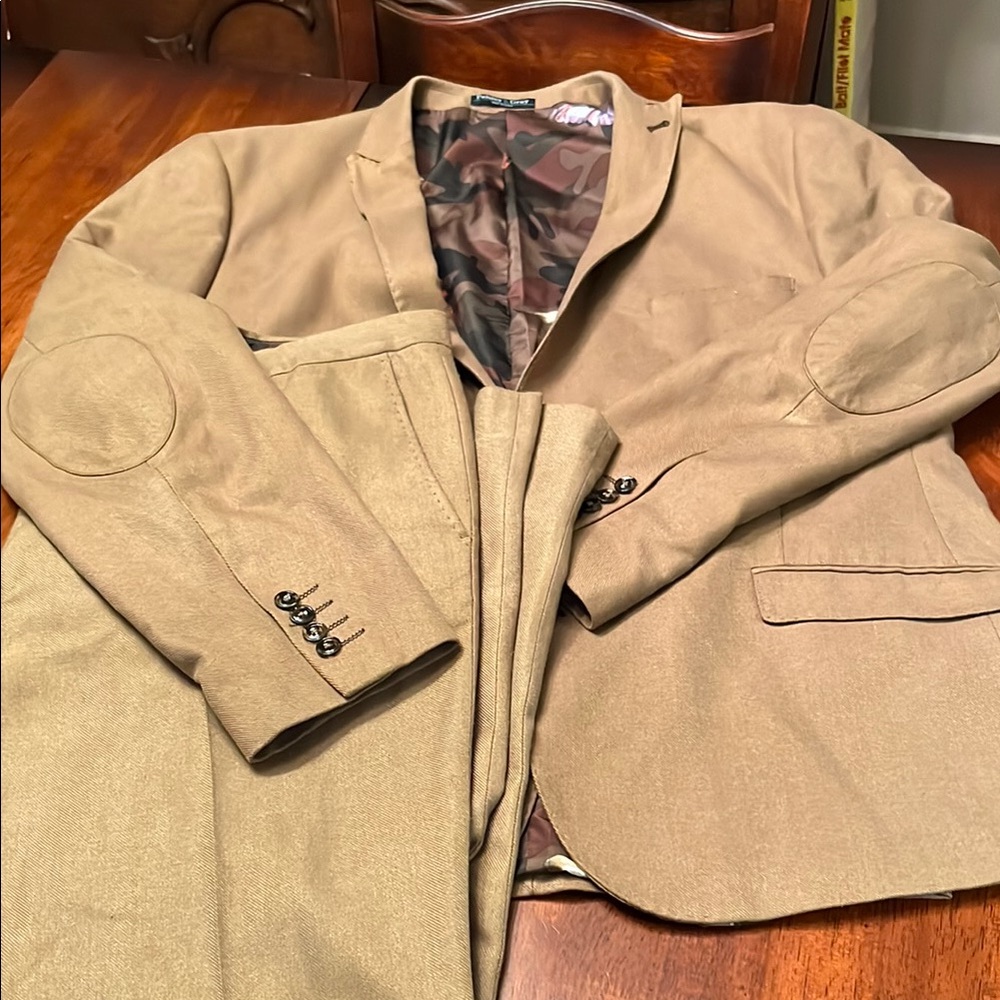 Paisley & Gray Slim Fit Suit Elbow Patches Camoflauge lining  two button